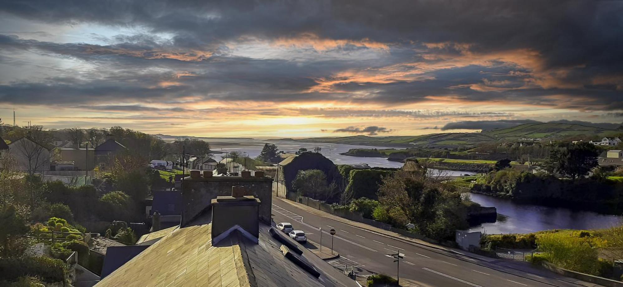 Villa Wild Atlantic Way - Retreat - Sleeps 12 Ballyshannon Exterior foto